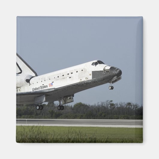 Space shuttle Discovery landt op Runway 33 2 Magneet (Voorkant)
