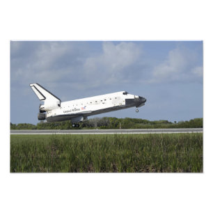 Space shuttle Discovery landt op Runway 33 Foto Afdruk