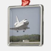 Space Shuttle Discovery nadert landing 2 Metalen Ornament (Links)