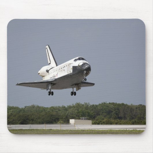 Space Shuttle Discovery nadert landing 2 Muismat (Voorkant)