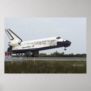 Space Shuttle Discovery raakt 2 Poster