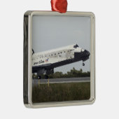 Space Shuttle Discovery raakt uitgeschakeld Metalen Ornament (Rechts)