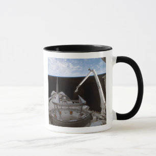 Space Shuttle Discovery's laadbay 2 Mok