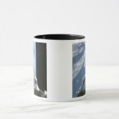 Space Shuttle Endeavor's laadbay Mok (Midden)