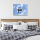 Space Shuttle Endeavour 26 Canvas Afdruk (Insitu (Slaapkamer))