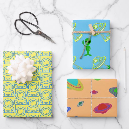 Spaced Alien Spaceship Wrapping paper (Voorkant)