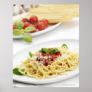 Spaghetti met tomatensaus en basilicum poster