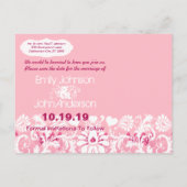 Sparen de Datum Uw Foto Roze en Witte Damask Aankondigingskaart (Achterkant)
