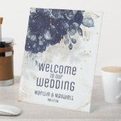 Sparkling Navy Blue Welkom op onze bruiloft Reclamebord Met Voetstuk (Insitu)