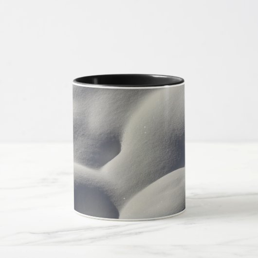 Sparkly Snow Mounds Abstracte Natuur Mok (Midden)