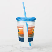 Speciaal dolfijnvriendelijk strand voor haar acryl drinkbeker (Links)