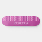 Speciaal Roze Zig Zag Fun en Edgy Skateboard (Horizontaal)