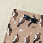 speels vogelbekjespatroon strandlaken (In situ)