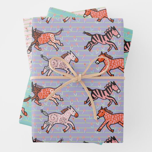 Speelse en speelse gestileerde zebra's inpakpapier vel (In situ)