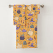Speelse Halloween geesten en heksen patroon Bad Handdoek (Insitu)