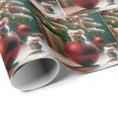 Speelse muizen op rode kerstversiering cadeaupapier (Rol Hoek)
