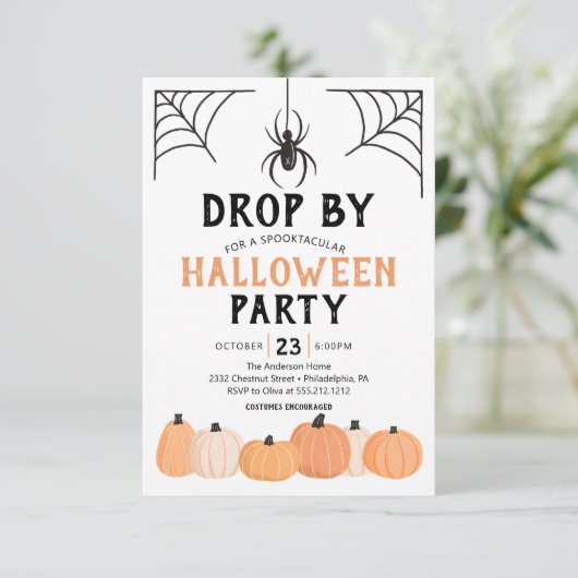 Spider drop van Funny Halloween Party Kaart (Staand voorkant)