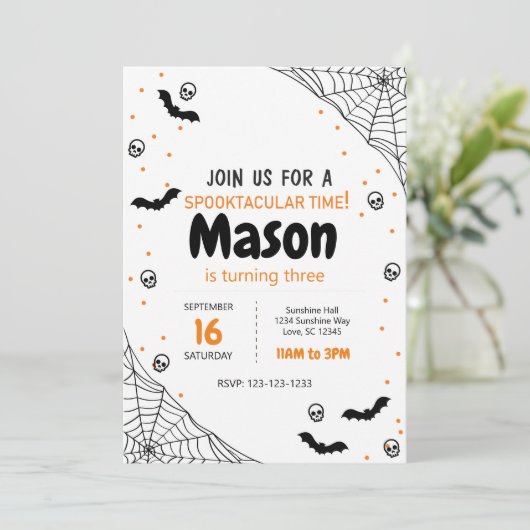 Spider Web Halloween Invitation d'anniversaire (Debout devant)
