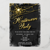 Spiderweb +  Script Halloween Party Gold Folie Feestdagenkaart (Voorkant)