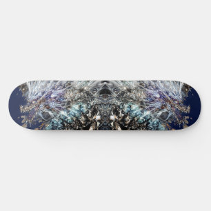 spiegelende drakenreflectie skateboard