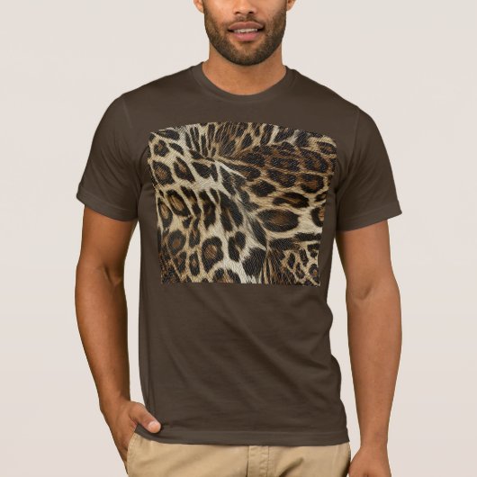 Spiffy Leopard Spots Leather Grain look T-shirt (Voorkant)