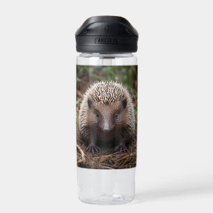 **"Spiky Beginnings: De Schattige Baby Echidna"** Waterfles