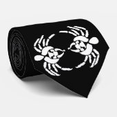 Spin met Venom op Fang Stropdas (Opgerold)