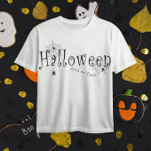 Spinnenwebben en spinnen over Halloween T-shirt