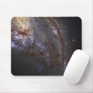Spiraal Galaxy NGC 3627. Muismat
