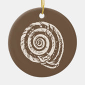 Spiral Seashell Block Print, Taupe Tan en Cream Keramisch Ornament (Voorkant)