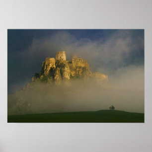 Spissky hrad in mist, Slowakije 2 Poster