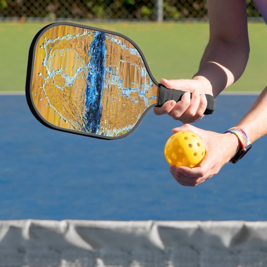 Splash op een herfst avond pickleball paddle (Insitu)