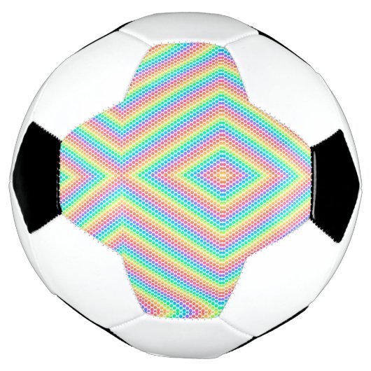 Split image showing a soccer ball design (Tourné)