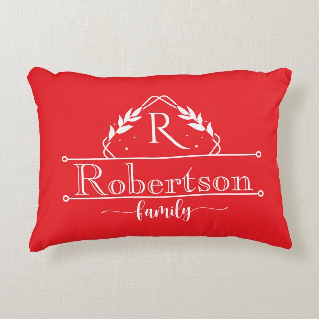Split Monogram Family Name Red & White Frame Accent Kussen (Voorkant)