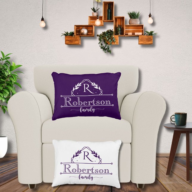 Split Monogram Family Name Royal Purple Frame Accent Kussen (Creator heeft geüpload)