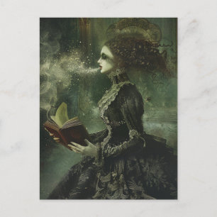 Spookachtige vrouw met ijzige adem die een boek le briefkaart