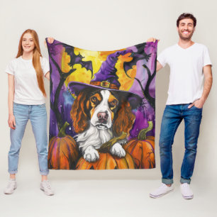 Spooky Brittany Spaniel Halloween Witch Pumpkin Fleece Deken