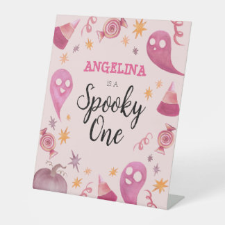 Spooky een Halloween eerste verjaardagsfeestje Reclamebord Met Voetstuk