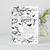 Spooky Flying Bat Halloween Party Kaart (Staand voorkant)