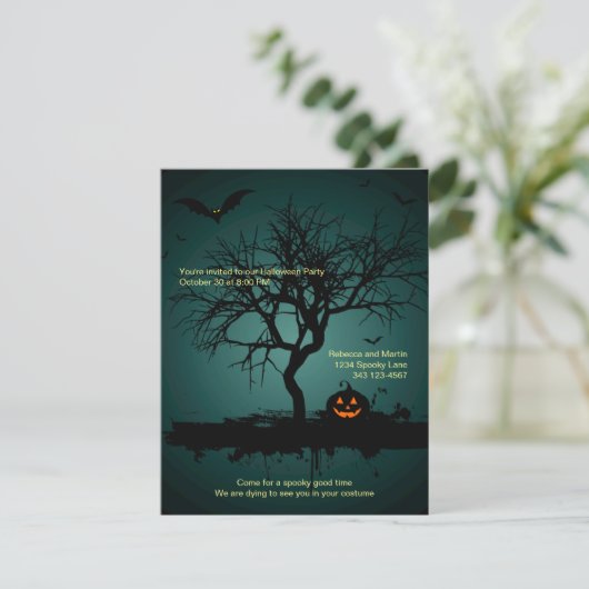 Spooky Groene Grunge Halloween Feestuitnodiging Informatiekaartje (Staand voorkant)