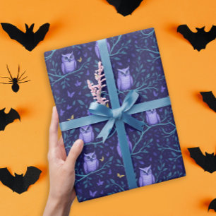 Spooky Halloween nacht met Paarse uilen patroon Cadeaupapier