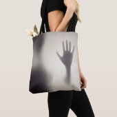 Spooky Hand op het Glazen Paneel Halloween Canvas  Tote Bag (Dichtbij)