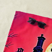 Spooky Haunted House bij Dusk Design Strandlaken (In situ)