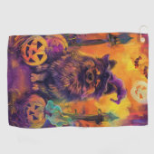 Spooky Keeshond Hond Halloween Heks en Pompoen Golfhanddoek (Horizontaal)