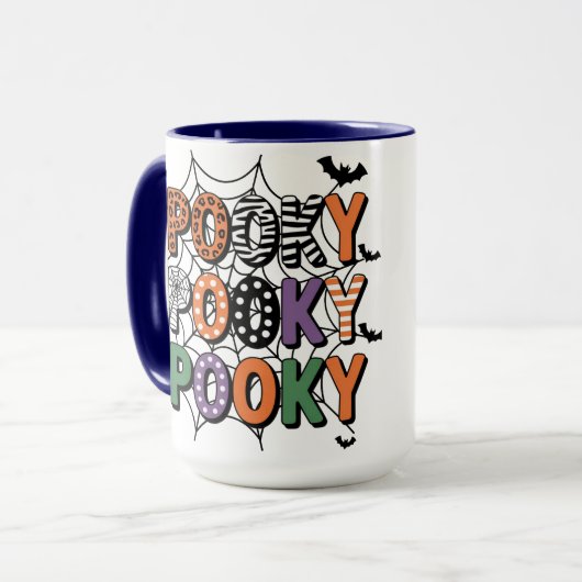 Spooky Lettering Witch Pet en Bats Halloween Mok (Voorkant links)