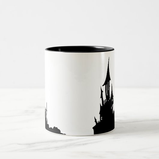 Spooky Mansion Halloween Two-Tone Coffee Mok (Center)