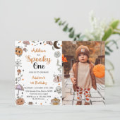 Spooky One Halloween Verjaardagsfeestfoto Kaart (Staand voorkant)