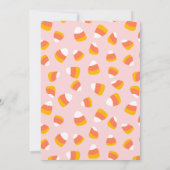 SPOOKY ONE Leuke en Moderne Roze Spook Uitnodiging (Achterkant)
