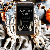 Spooky Skeleton Hands Halloween Party Kaart