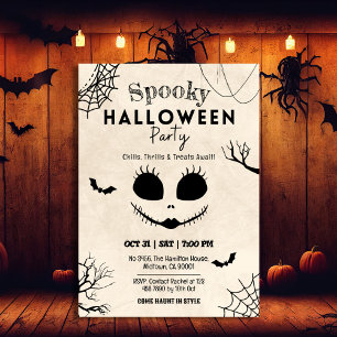 Spooky  spinnenwebben schedel gezicht Halloween Kaart